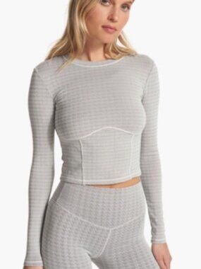 Vuori Long Sleeve Textured Chilled Out Top